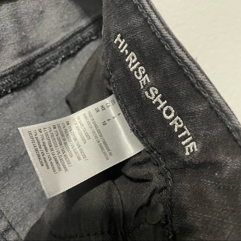 AEO Hi Rise Shortie Black Denim Shorts - Picture 6 of 6